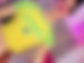 Live cam show with Ninaa-Keyli - Colombia on Camsoda.co