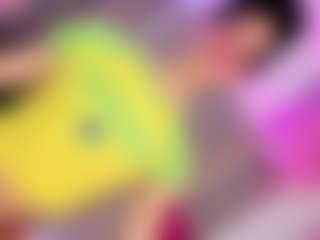 Live cam show with Ninaa-Keyli - Brown Eyes on Nude Live Now