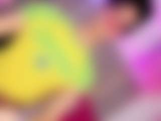 Live cam show with Ninaa-Keyli - Tease on Nude Live Now