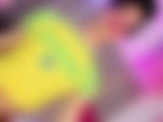 Live cam show with Ninaa-Keyli - HD on Milf Play