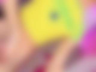 Live cam show with Ninaa-Keyli - Colombia on Milf Play