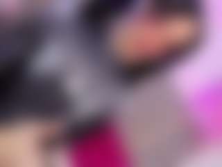 Show de cam en vivo con Ninaa-Keyli - Drinking en Camsoda