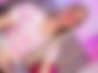 Live cam show with Ninaa-Keyli - Anal Toys on CamClone