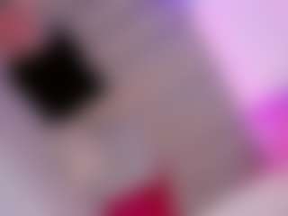 Live cam show with Ninaa-Keyli - Average on camgirlchat.live