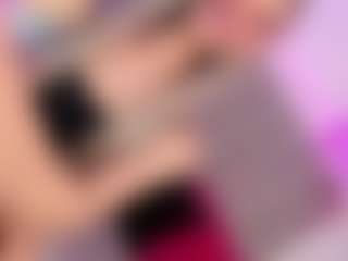Live cam show with Ninaa-Keyli - Brown Eyes on Camsoda