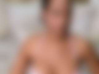 Live cam show with RealPassionMacoll - Ebony Big Tits on Camming Site