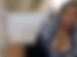 Live cam show with RealPassionMacoll - Brown Eyes Ebony on Camsoda