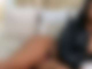 Live cam show with RealPassionMacoll - Latina on Milfs Live | colombia