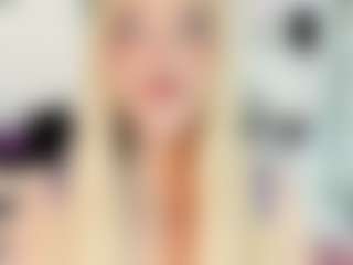 Live-Cam-Show mit CattrionaMuller - Tattoos auf Camsoda
