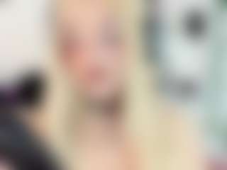 Live cam show with CattrionaMuller - Lean on hotwifechat.live
