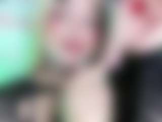 Live cam show with CattrionaMuller - Teen (18+) on hrnylive.com