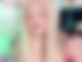 Live cam show with CattrionaMuller - Black Hair on Camming Site