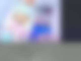 Live cam show with Danniigrovers - Small Tits on CamwithHer