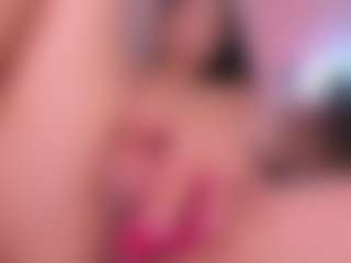 Live cam show with Divine-Madness - Cute on fuklive.com