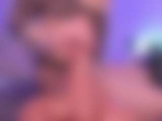 Live cam show with Divine-Madness - Facial Piercings on sexytreat.net