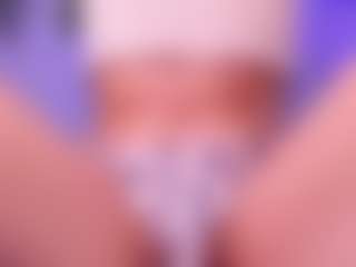 Live cam show with Divine-Madness - Shower on Streamer API