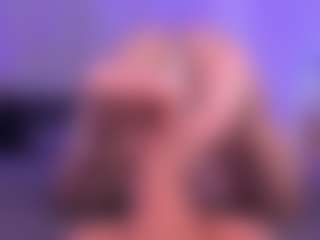 Live cam show with Divine-Madness - Shower on Camming Site