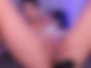 Live cam show with Divine-Madness - Big Ass on hrnylive.com