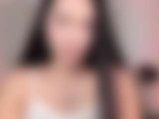 Live cam show with Divine-Madness - Petite on CamSodaAdn