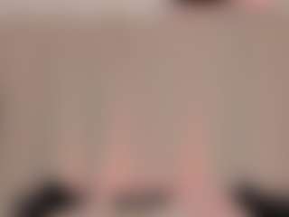 Live cam show with Divine-Madness - Petite Teen (18+) on Camsoda