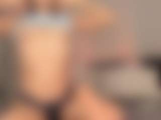 Live cam show with Divine-Madness - Facial Piercings on Camsoda