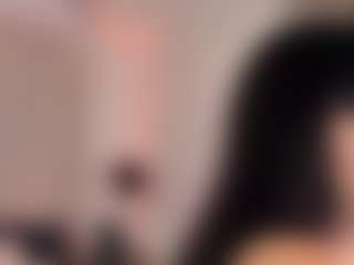 Live cam show with Divine-Madness - Petite on SinfulBabes