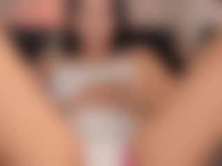 Live cam show with Divine-Madness - Drinking on Cam Slut