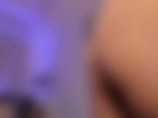 Divine-Madness's Live Sex Cam Show