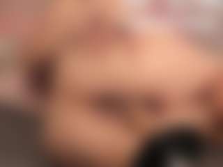 Live cam show with Divine-Madness - Petite on sexylive.show