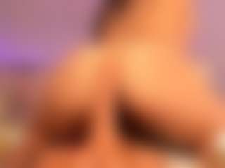 Divine-Madness's Live Sex Cam Show