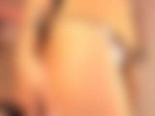 Live cam show with Divine-Madness - Striptease on Cam Slut