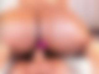 SandraMiler's Live Sex Cam Show