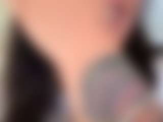 BritneyQuenn18's Live Sex Cam Show