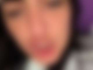BritneyQuenn18's Live Sex Cam Show