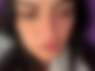 BritneyQuenn18's Live Sex Cam Show