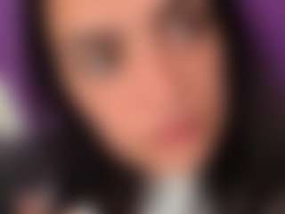 BritneyQuenn18's Live Sex Cam Show