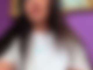 BritneyQuenn18's Live Sex Cam Show