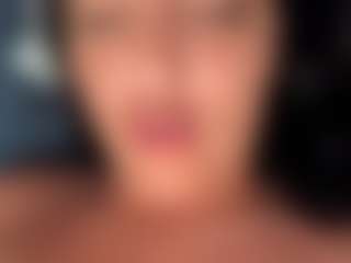 BritneyQuenn18's Live Sex Cam Show