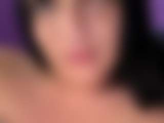 BritneyQuenn18's Live Sex Cam Show