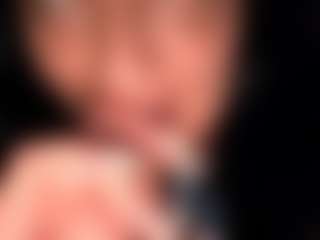 BritneyQuenn18's Live Sex Cam Show