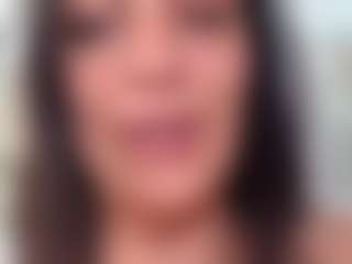 Live cam show with BritneyQuenn18 - Lovense on Dolls Live