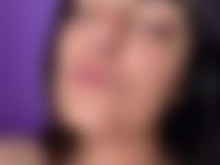 Live cam show with BritneyQuenn18 - Skinny Teen (18+) on CamwithHer