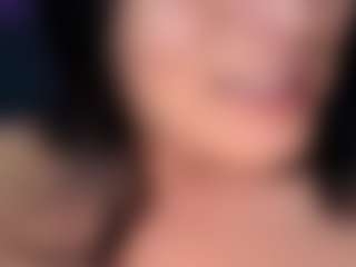 BritneyQuenn18's Live Sex Cam Show