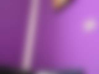 BritneyQuenn18's Live Sex Cam Show