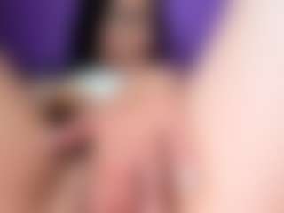 Live cam show with BritneyQuenn18 - Teen (18+) on Mixed Magazine Live
