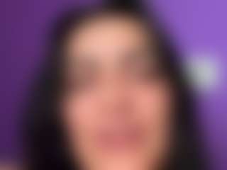 Live cam show with BritneyQuenn18 - Shaved Pussy on Chatstar
