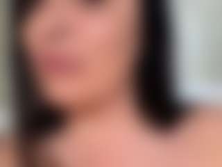 BritneyQuenn18's Live Sex Cam Show