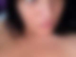 BritneyQuenn18's Live Sex Cam Show