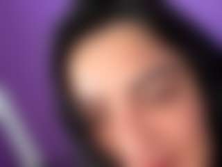 BritneyQuenn18's Live Sex Cam Show