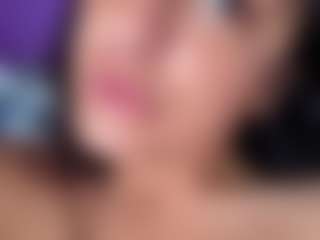 BritneyQuenn18's Live Sex Cam Show